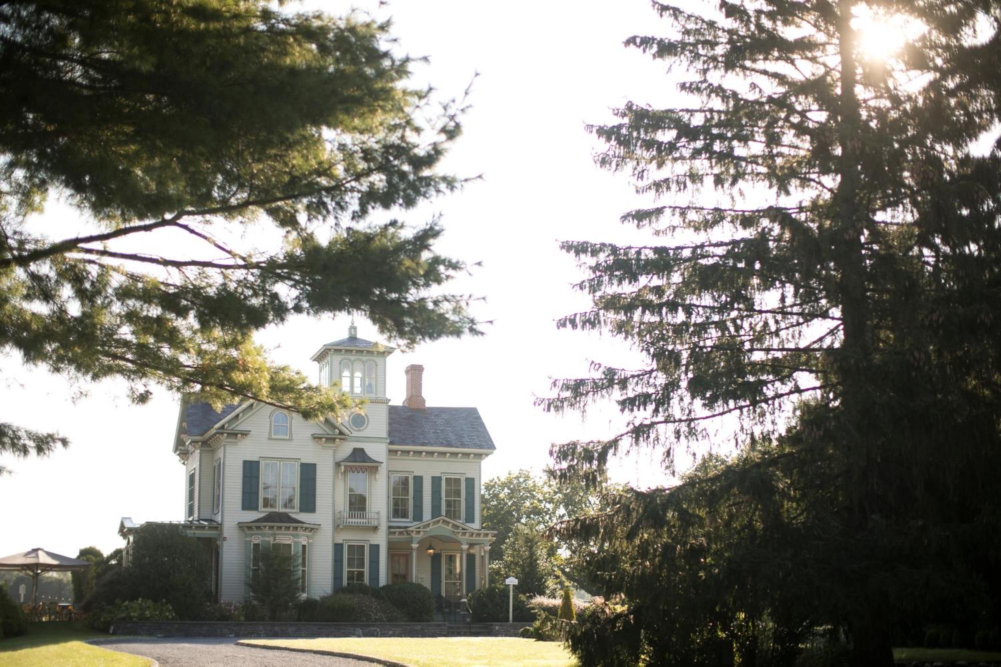 Jedediah Hawkins Inn Jamesport Esterno foto